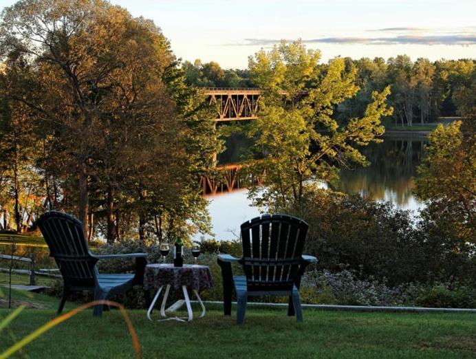 Black Lantern B&B Topsham Экстерьер фото